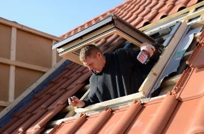 Pose de fenêtres de toit Velux à Ommoy